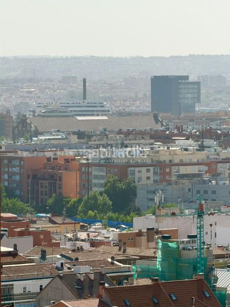 Foto 9a1750ec-d59a-4440-8e01-54eb83b755a6. Pis amb aparcament a Numancia Madrid