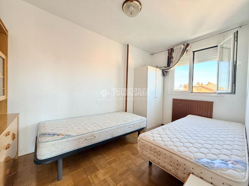 Foto 9b6ade3b-92dd-48ed-8539-62be244cc896. Pis amb aparcament a Numancia Madrid