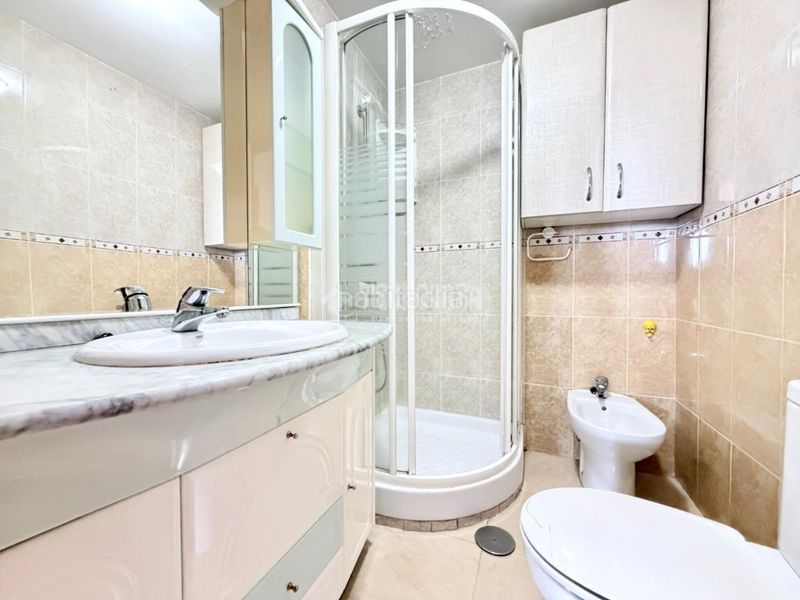 Foto fb53be31-37b0-4749-9af3-3bb57d9418c6. Pis amb aparcament a Numancia Madrid