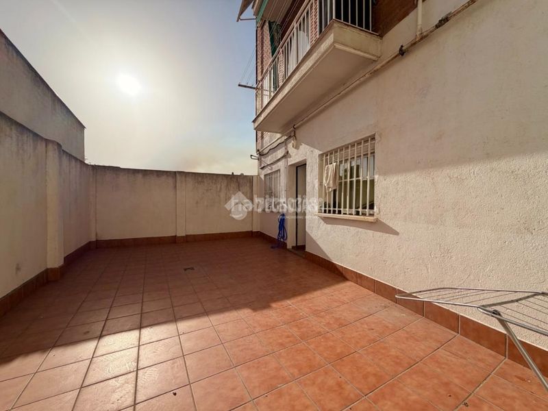 Foto 0c924128-8a61-45cd-9398-8088cdb9073d. Local comercial a Numancia Madrid