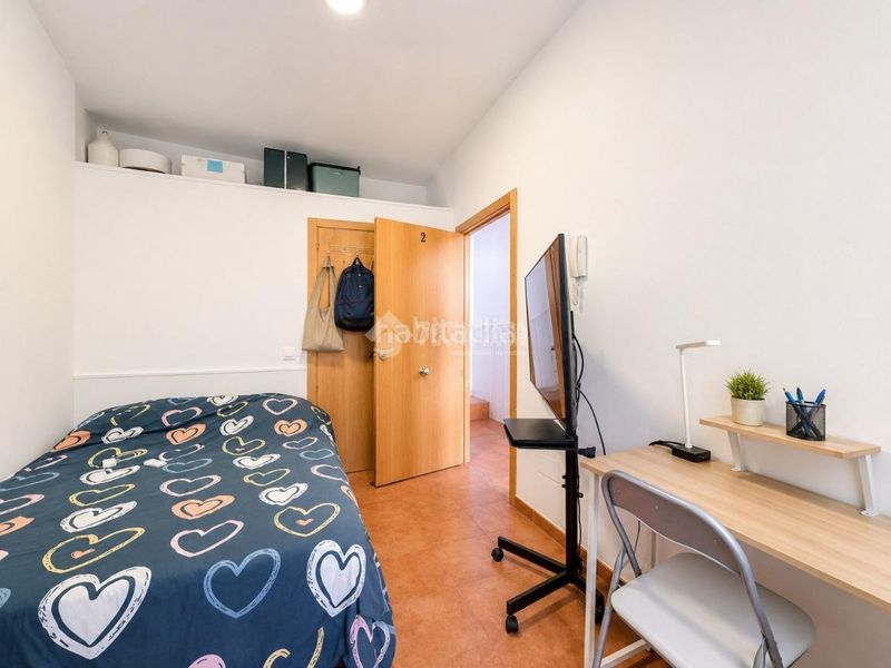 Foto 1f64db67-010c-4a26-8141-ceaa28cb7bda. Local comercial a Numancia Madrid
