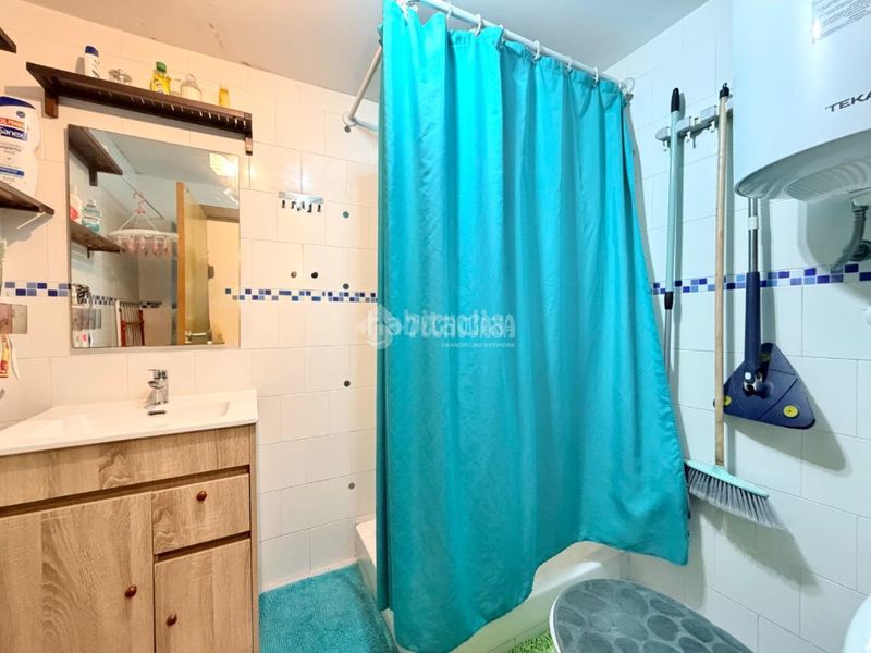 Foto 21dd2428-f357-42e4-b28e-5ba8634182fe. Local comercial a Numancia Madrid