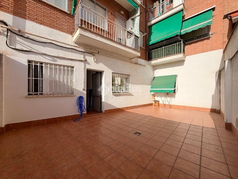 Foto e9d3cff4-ac3e-4a57-bdcc-e28d58965671. Local comercial a Numancia Madrid