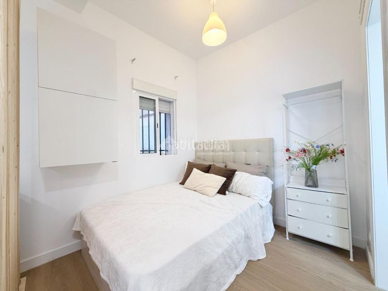 Foto 24537f68-eff5-4f55-8485-f04055564473. Estudio piso en venta en Numancia Madrid