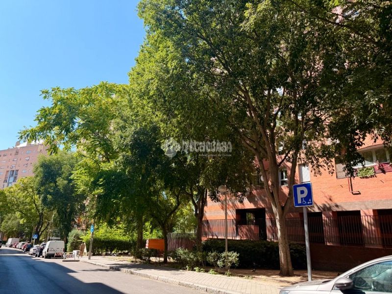 Foto 3ac87126-f470-42cd-b08a-e8a7d76011ce. Estudio piso en venta en Numancia Madrid