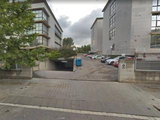 Aparcament cotxe  Victor hugo. 3 plazas de parking consecutivas alquiladas