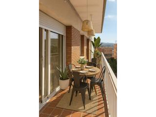 Appartement dans Can Mas. Piso centro ripollet