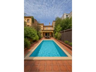 Maison dans Centre - Estaci. Casa en venta centro sant cugat del valls