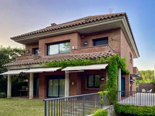 Haus in Golf-Can Trabal. Espectacular casa en can trabal con ascensor