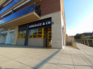 Local Comercial  Francesc macia. Local en venta en coll favcan mag