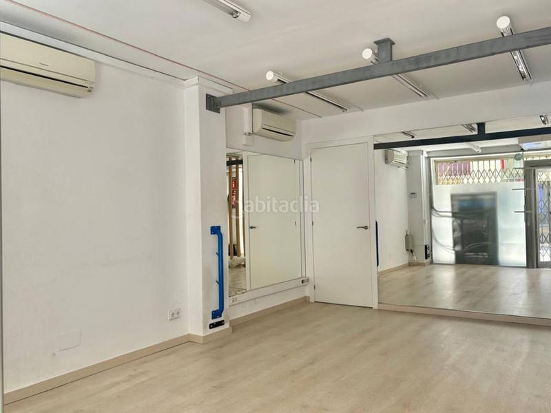Foto 400a1fa6-11a2-4da8-ac39-b1a83a165f40. Alquiler local comercial local centro sant cugat en Sant Cugat del Vallès
