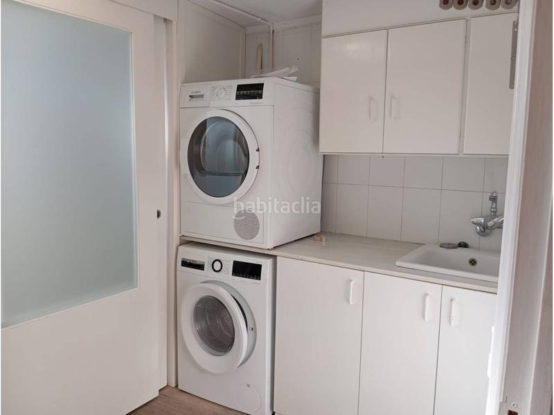 Foto 632bccf4-2853-4680-ac75-251b7469a0f3. Alquiler casa adosada  en Eixample con piscina amueblada en Sant Cugat del Vallès