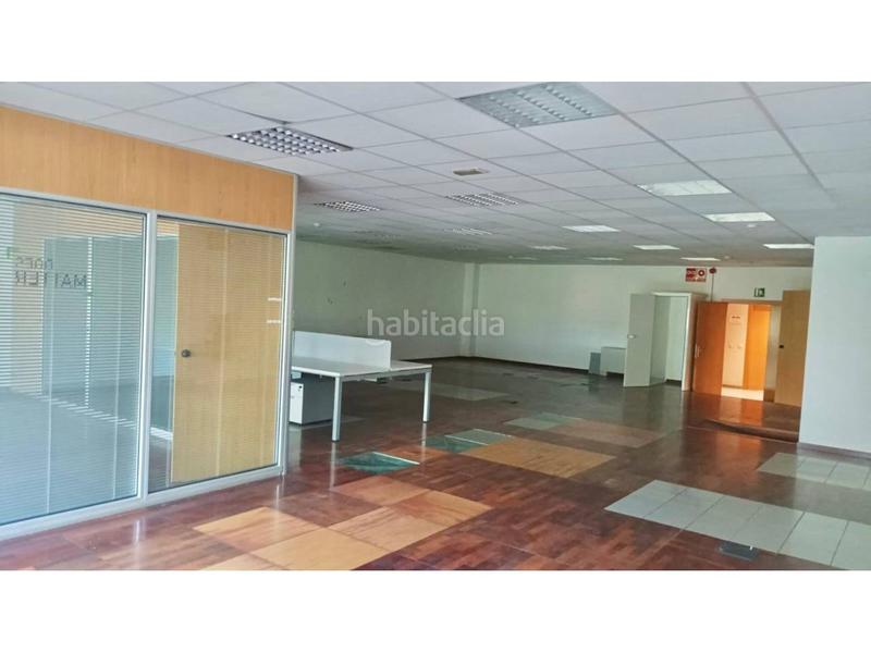 Foto ad55e4e1-b88c-4c2b-aae9-7ba8678cfc7a. Miete büro in Roquetes-Can Magí Sant Cugat del Vallès