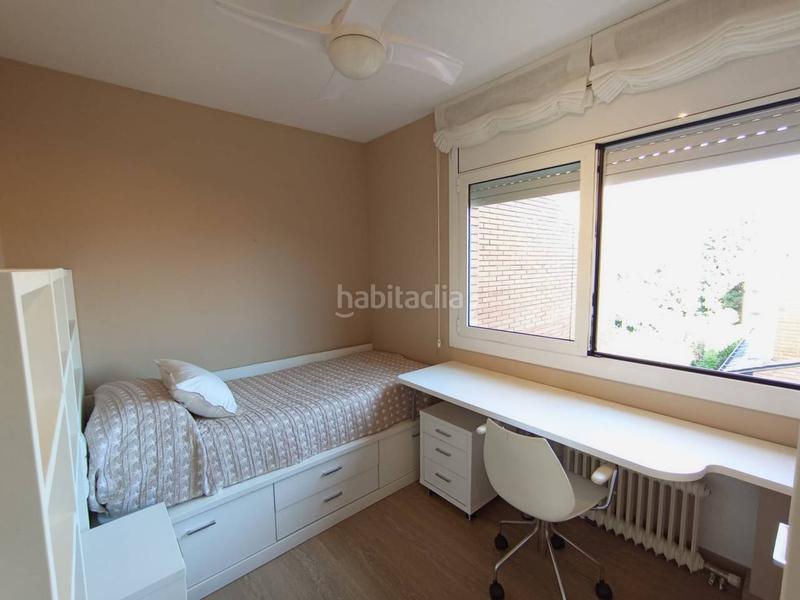 Foto a62d93d1-d903-4ec8-bb32-0232f2939a03. Alquiler casa adosada  en Eixample con piscina en Sant Cugat del Vallès