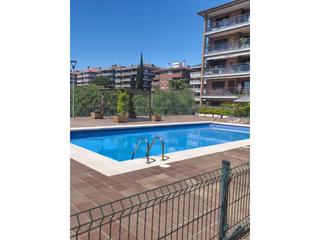 Pis  Manel farrés. Planta baja en parc central