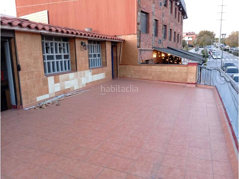Foto 33449507-b9cc-42cc-9d9d-52c3628ff5d1. Casa adossada amb aparcament a Mercat Rubí