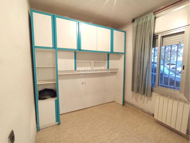 Foto 3b63e7f8-46e7-47b2-9e96-9f08a29bdd54. Casa adossada amb aparcament a Mercat Rubí