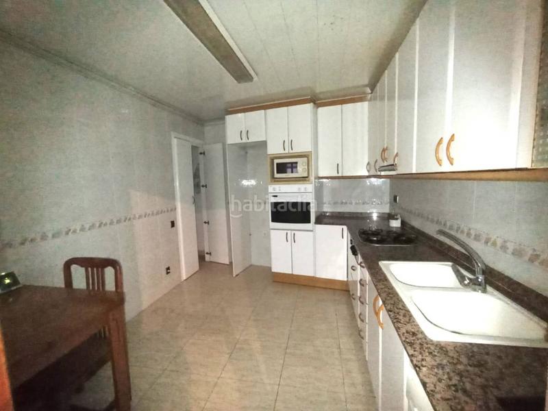 Foto 4050f2ff-b345-463c-be02-6a070538bdb2. Casa adossada amb aparcament a Mercat Rubí