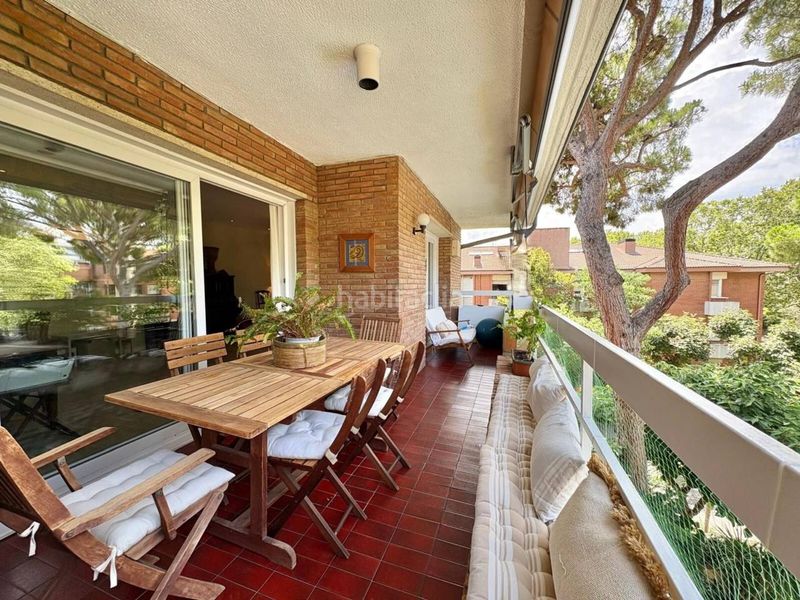 Foto 26ab170a-d898-4f99-be88-b85af394866a. Duplex con riscaldamento parcheggio piscina in Eixample Sant Cugat del Vallès