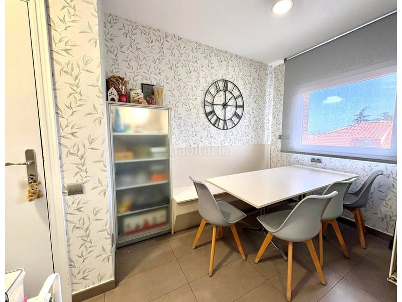 Foto b84ec7fd-ffef-4590-b030-e9814a31de42. Duplex con riscaldamento parcheggio piscina in Eixample Sant Cugat del Vallès