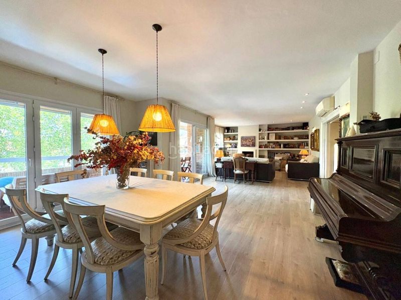 Foto d2b43003-3ce4-4633-a4d7-976dfb3b5555. Duplex con riscaldamento parcheggio piscina in Eixample Sant Cugat del Vallès