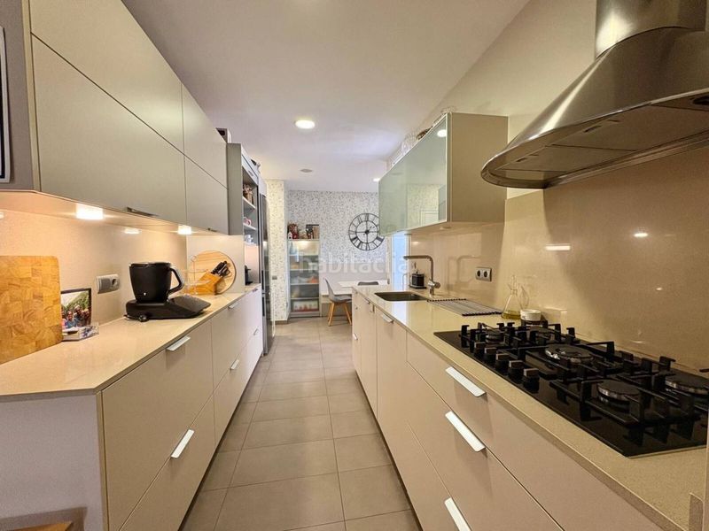 Foto d60d2988-8558-487b-9792-8d8967eba33f. Duplex con riscaldamento parcheggio piscina in Eixample Sant Cugat del Vallès