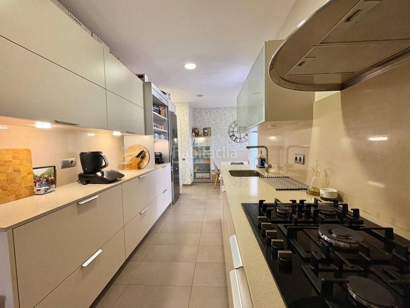 Foto f36c41e1-c523-4408-9a75-92751492677c. Duplex con riscaldamento parcheggio piscina in Eixample Sant Cugat del Vallès