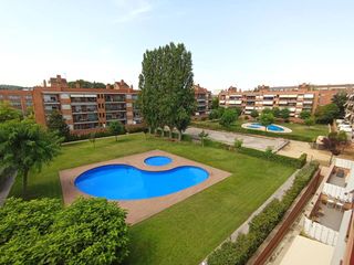 Miete Etagenwohnung  Calle pau casals. Piso en zona colegio europa