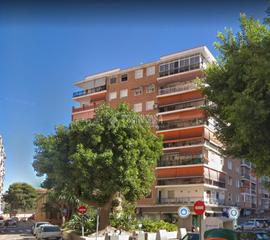 Pis en Los Guindos - Parque Mediterrneo - Santa Paula. Piso en venta en mlaga