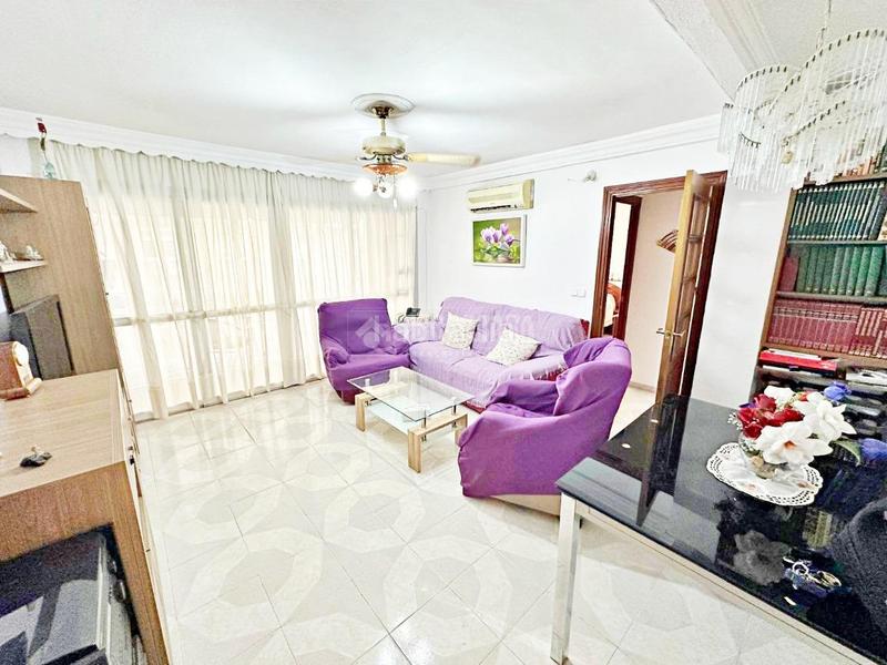 Foto bd9e6a49-f953-4b66-a606-7c7bd7be1264. Piso  en venta en Los Guindos - Parque Mediterráneo - Santa Paula Málaga
