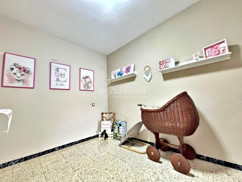 Foto 06e1824a-5b47-4382-a1d4-3f703e9acfe4. Casa aparellada a Almogía