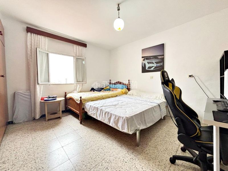Foto 2fd91da9-c80b-4a93-ac11-c933e621b017. Casa aparellada a Almogía