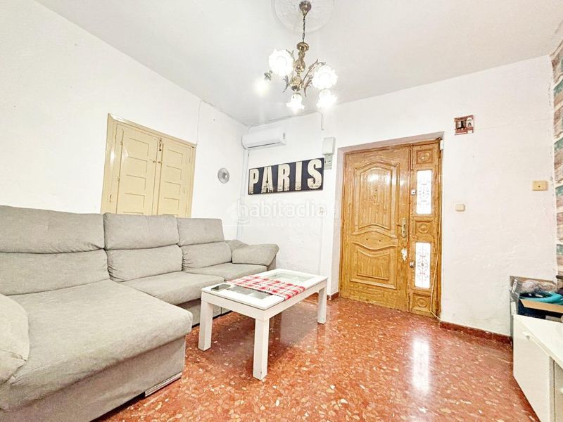 Foto 4c6bc221-1fdd-4fe1-872c-e1ca150c6171. Casa aparellada a Almogía