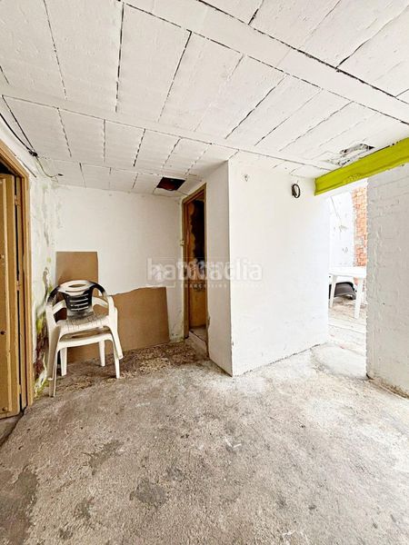Foto edb2c784-64a0-4480-9d71-3c0c64f847ed. Casa aparellada a Almogía
