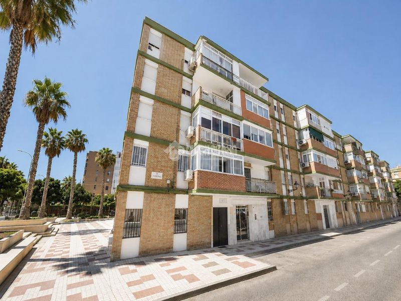 Foto cdf97e5d-6b22-4893-9b52-d26c85fa5822. Pis a Puerta Blanca Málaga