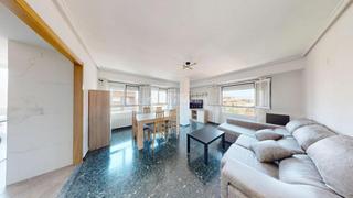 Rent Flat in Sant Antoni. Piso en alquiler en valencia