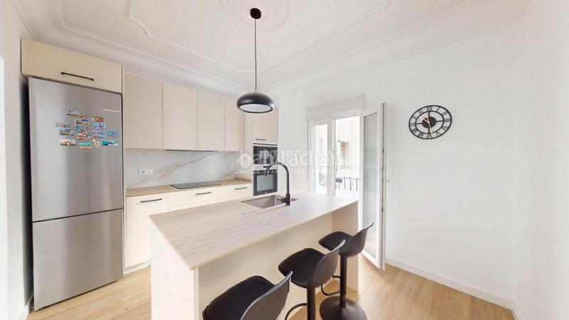 Foto 8c995a6f-04d0-45f1-8d84-8685ace45786. Piso  en venta en Sant Antoni Valencia