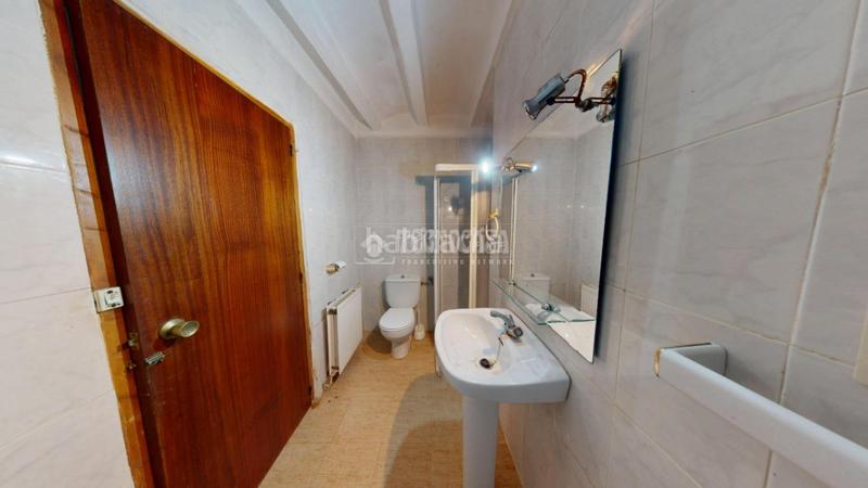 Foto 543a2feb-9a27-4a35-aff3-9d262e61ada9. Casa pareada casa en venta en Utiel