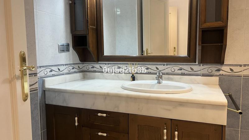 Foto d4875e73-8654-476f-b4d9-f0fb7db6a01d. Zweistöckige wohnung mit pool in Huerta Nueva Estepona