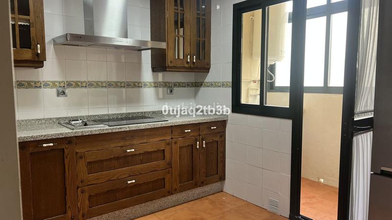 Foto f9819811-7c75-41f5-abf9-9f4f17738945. Zweistöckige wohnung mit pool in Huerta Nueva Estepona