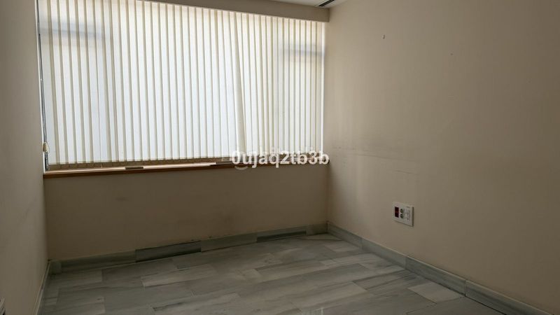 Foto 28d63e1e-a203-4839-9c39-3108b942d03e. Oficina en Playa Bajadilla - Puertos Marbella