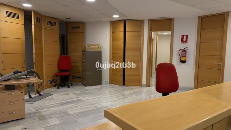 Foto abe3fe35-2903-4088-a542-477c77016fd5. Oficina en Playa Bajadilla - Puertos Marbella