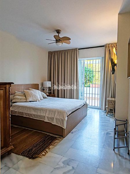 Foto 43155f99-6f4b-4aee-bfd6-7cc03925e28f. Planta baixa amb aparcament piscina a Nagüeles Alto Marbella