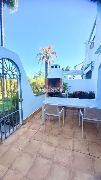 Foto 71171793-1e67-4fac-998a-c51f11f302e8. Planta baixa amb aparcament piscina a Nagüeles Alto Marbella