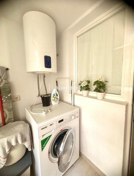 Foto a89de2d1-34ab-43df-a5b9-a87d8d878cc2. Planta baixa amb aparcament piscina a Nagüeles Alto Marbella