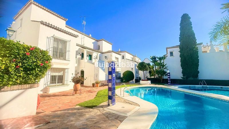 Foto b4c12111-1a78-4171-9ef5-8553d8bbc748. Planta baixa amb aparcament piscina a Nagüeles Alto Marbella