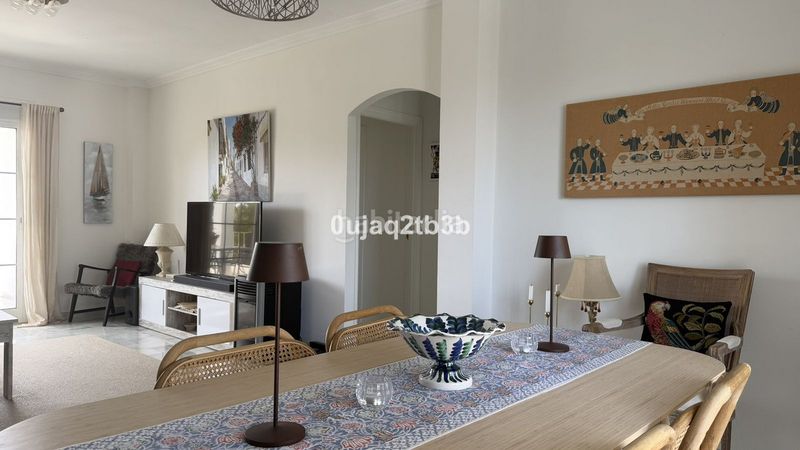 Foto 16e14f42-3c11-447d-b65d-c1576bd3b7bb. Apartament amb piscina a Estepona golf Estepona