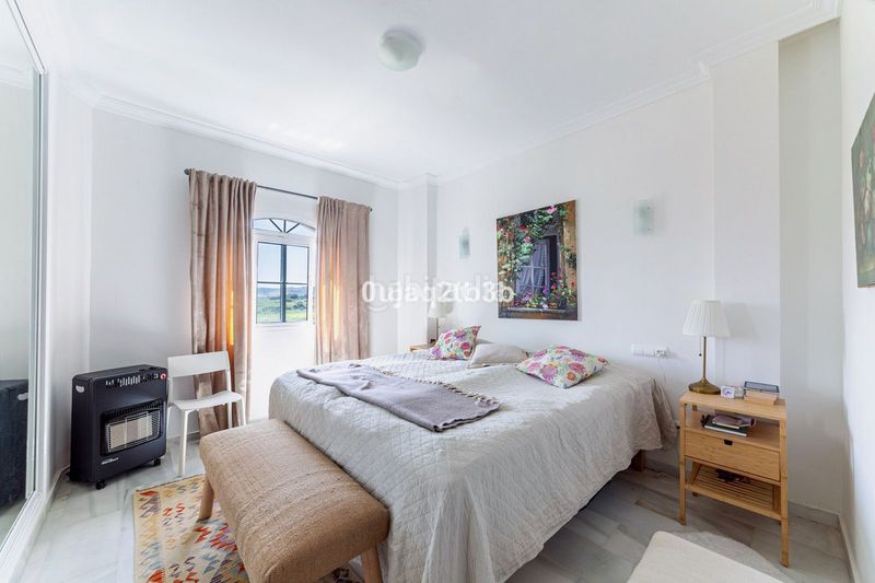 Foto 98b20923-507a-4122-b337-c954a43e04e4. Apartament amb piscina a Estepona golf Estepona
