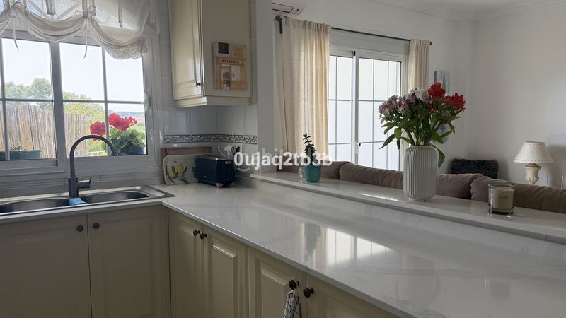Foto d61fd47b-6f12-45df-9db0-5cf4ce233f54. Apartament amb piscina a Estepona golf Estepona