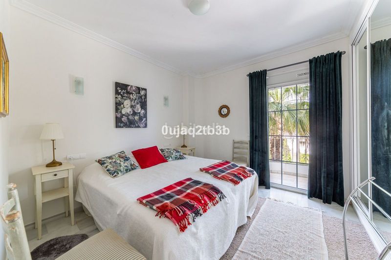 Foto fe7ccaa6-7a25-4f84-9140-db06171804ad. Apartament amb piscina a Estepona golf Estepona